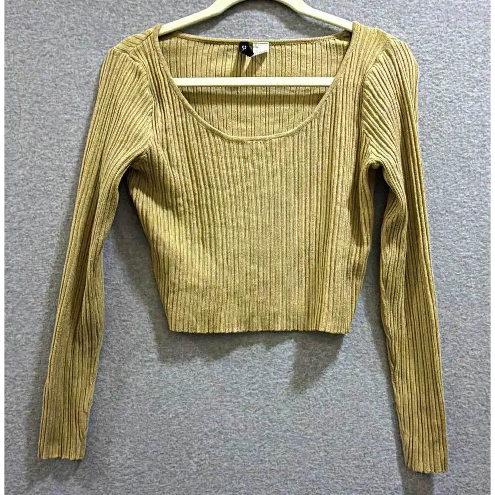 H&M Divided Women’s M Beige Ribbed Knit Scoop Neck Long Sleeve Crop Pullover